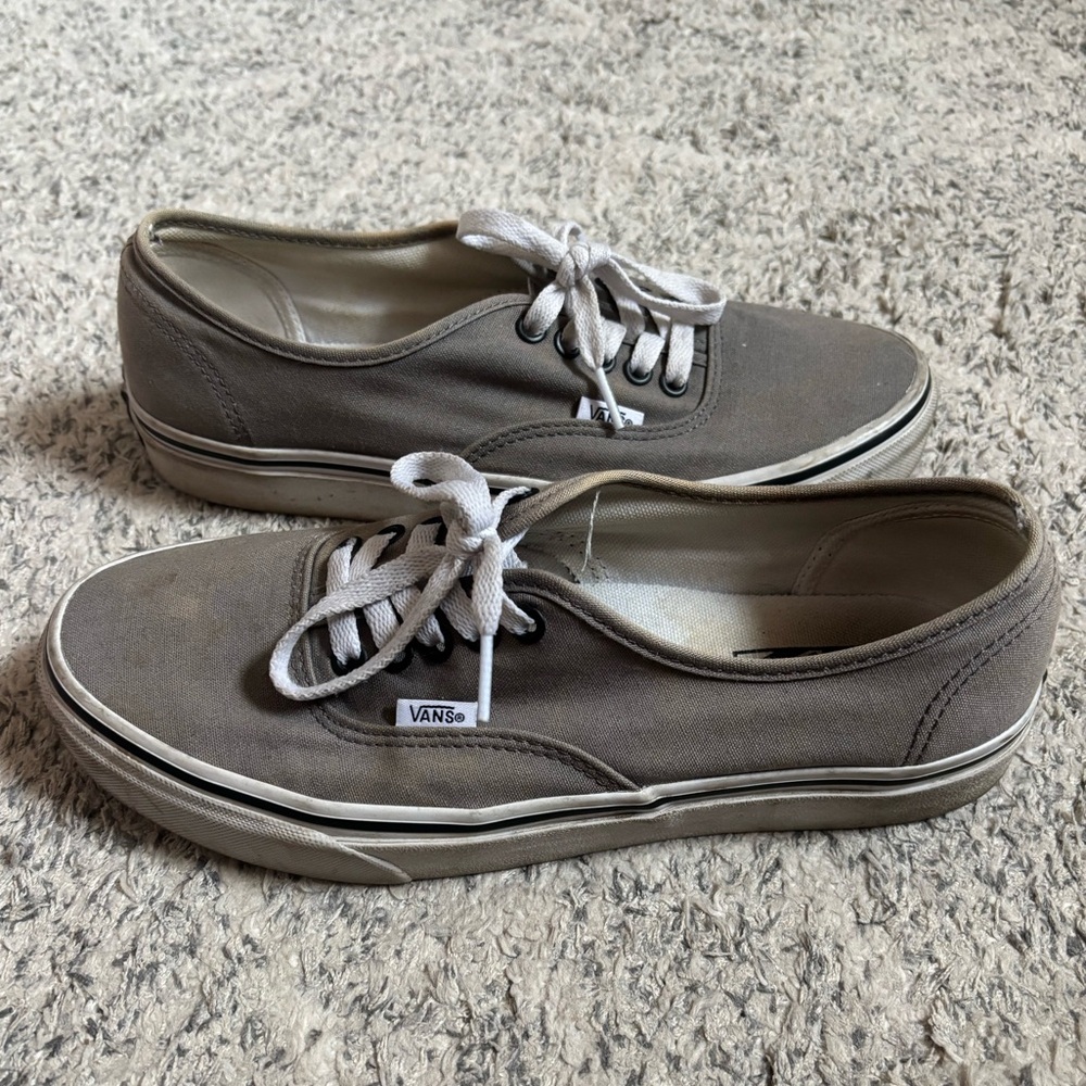 Women’s Classic Gray Vans - Picture 3 of 5